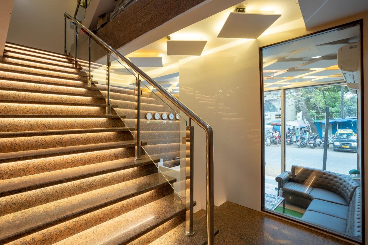 Hotel Empire - Near Mumbai International Airport, Mumbai